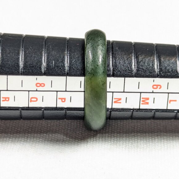 Green jade stone ring size 7, protection from harm good luck jewelry - Picture 10 of 10